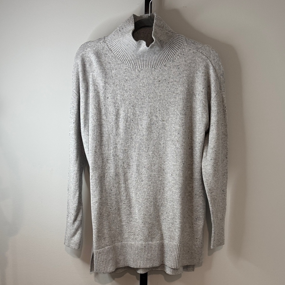 LOFT Light Gray Pullover Turtleneck Sweater XS EUC